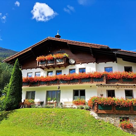 Hotel Garni Landhaus Buertlmair Hinterstoder Bagian luar foto