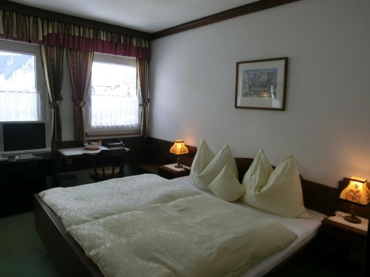 Hotel Garni Landhaus Buertlmair Hinterstoder Bagian luar foto